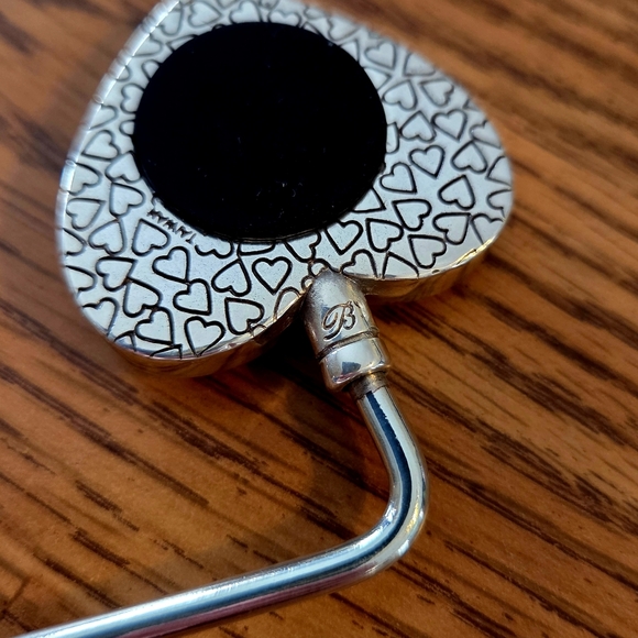 BRIGHTON "Contempo Heart" Silver And Crystal Handbag Table Hook EVERYDAY CHIC! - Picture 6 of 9